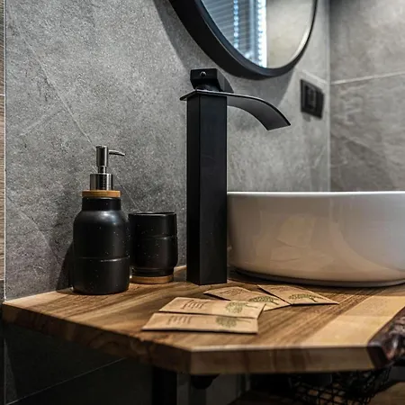 Trawers Apartment *